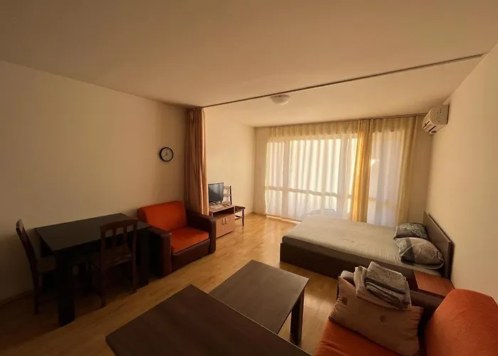 Julia Vigo Panorama Apartments