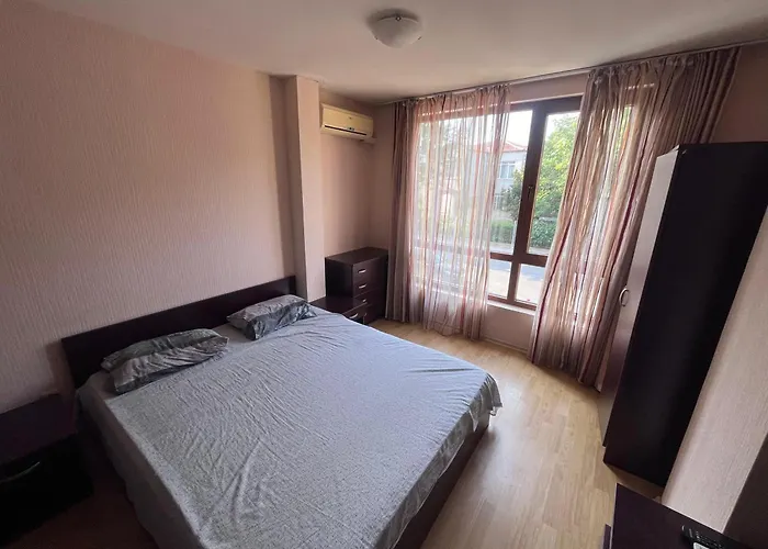 Julia Vigo Panorama Apartments