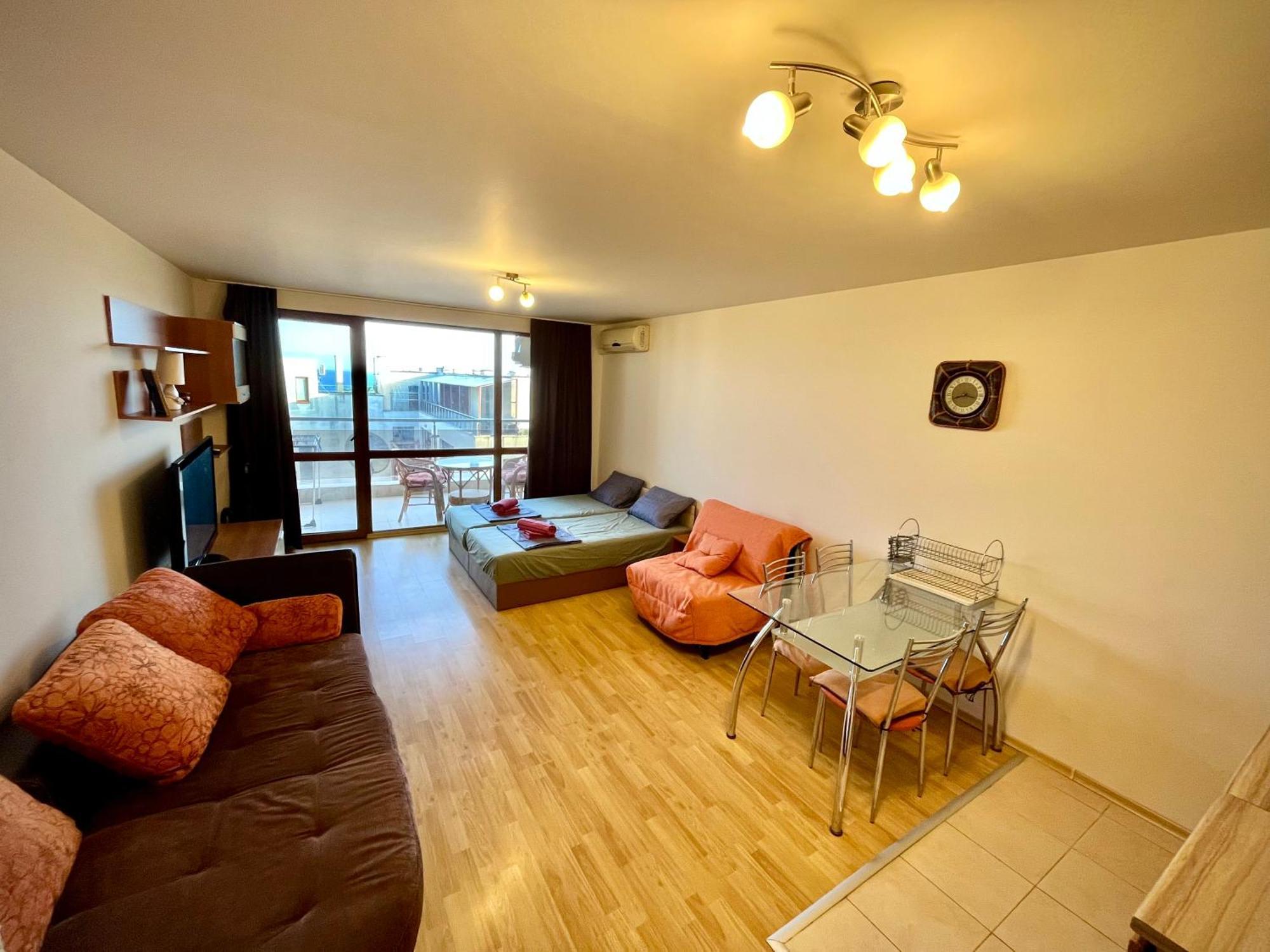 Julia Vigo Panorama