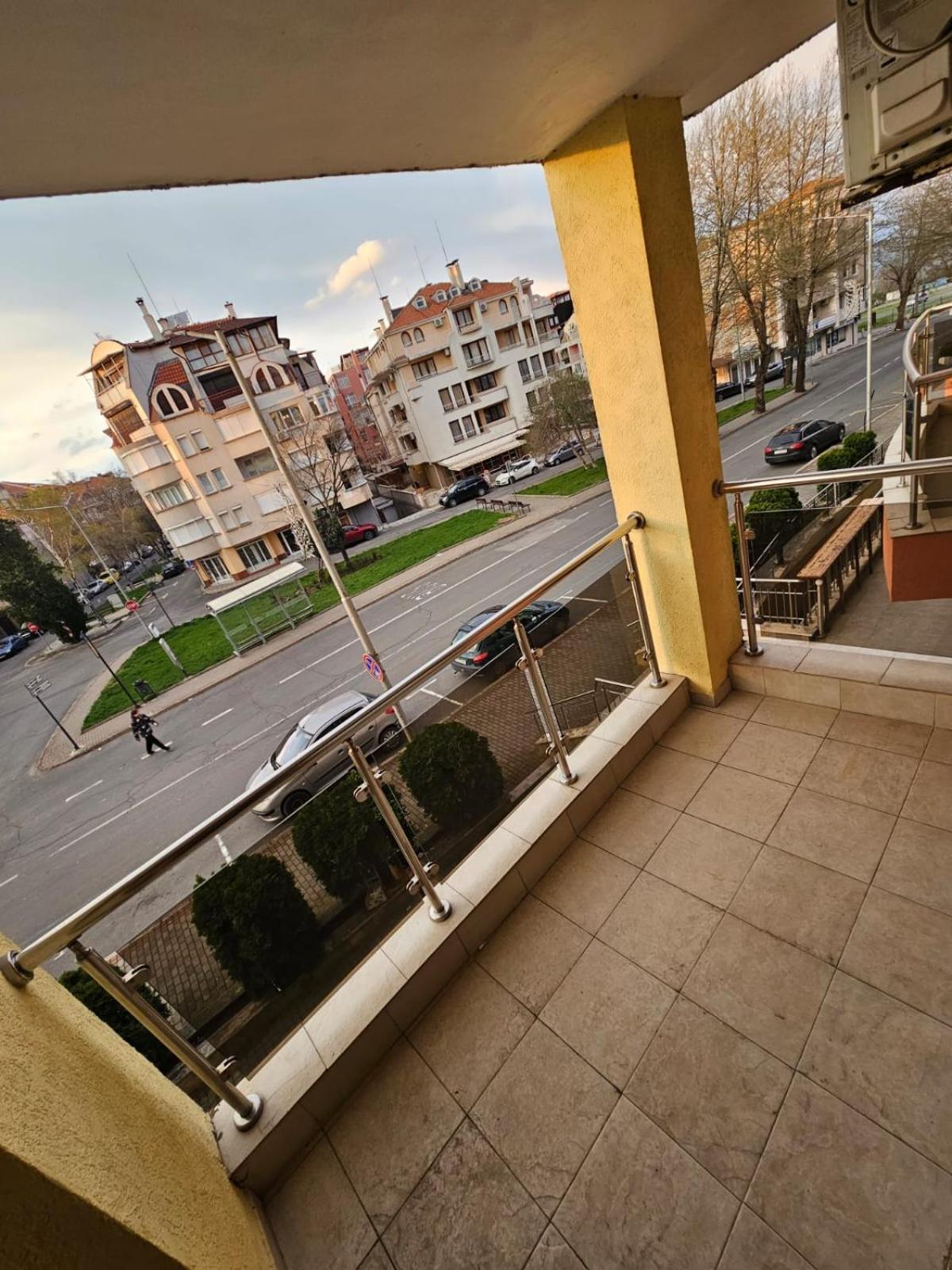 Julia Vigo Panorama Apartment