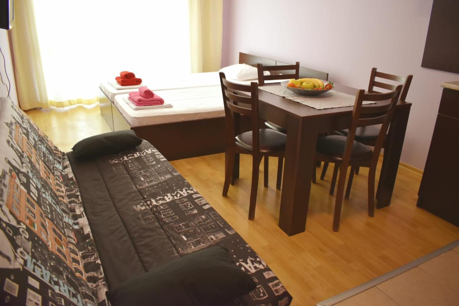 Julia Vigo Panorama Apartment