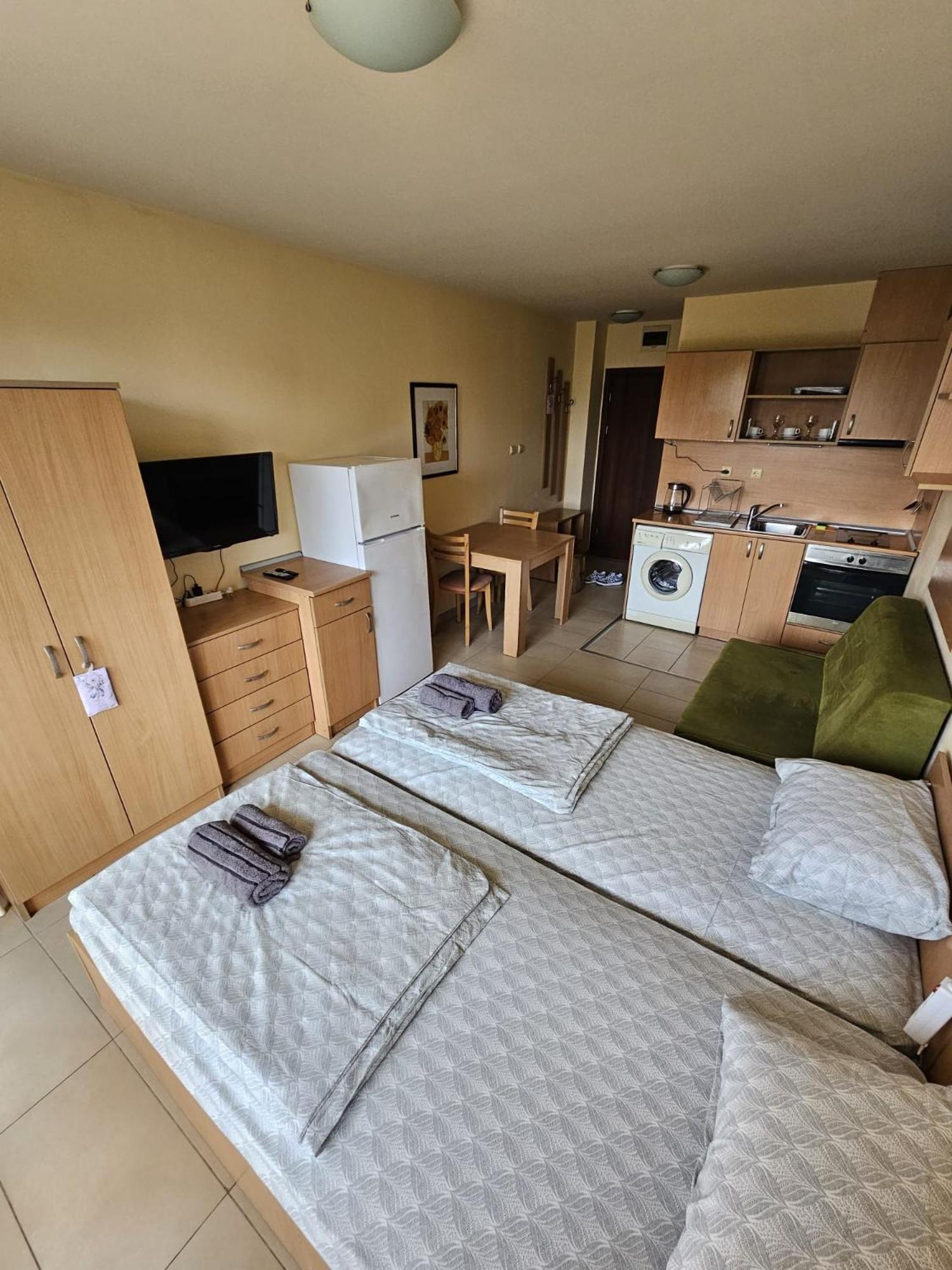 Julia Vigo Panorama Apartment Nesebar